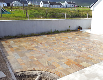 Donegal quartz paving